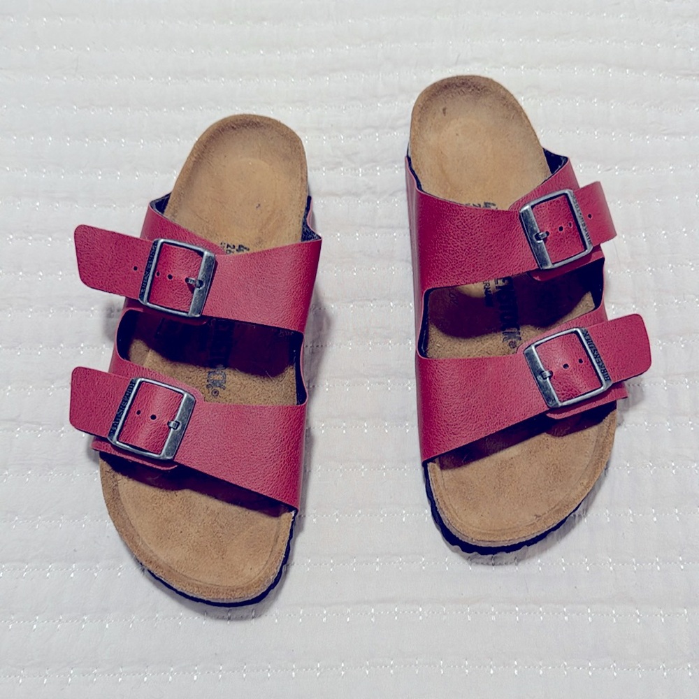 Red Arizona Birkenstock, Size 41. Black bottom
